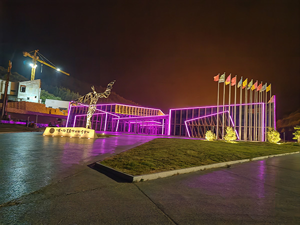 城市亮化是现代城市建设的重要组成部分，它不仅可以美化城市的夜景，还能提升城市的整体形象。随着科技的不断进步，城市亮化也得到了更多的关注和创新。本文将介绍一些关于城市亮化的创意和技术，帮助读者了解城北城市亮化的重要性以及如何进行城北城市亮化的规划和实施。