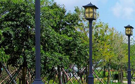 太阳能城北庭院灯价格为何差三倍?关键看这几点 太阳能城北庭院灯价格为何差三倍?关键看这几点